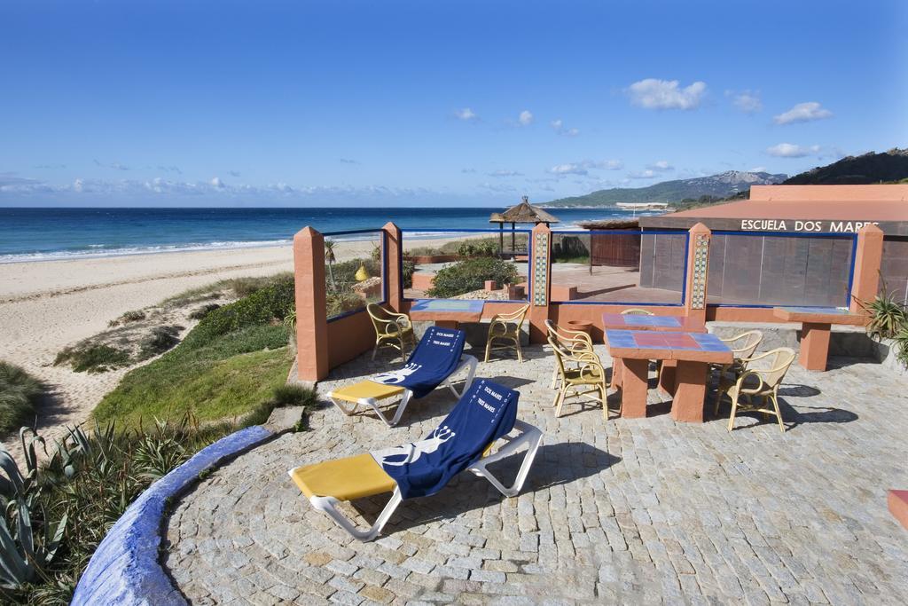 Beach Hotel Dos Mares Tarifa Exteriör bild